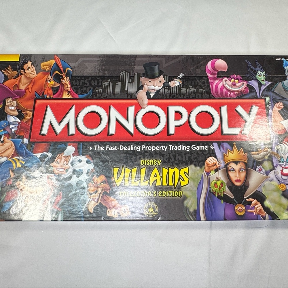 Monopoly Disney Villains Collector’s Edition Board Game No Money Includeed